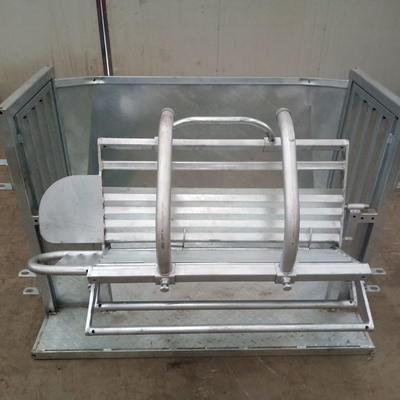 Smooth Galvanized Sheep Treatment Turnover Crush Catcher For Vet