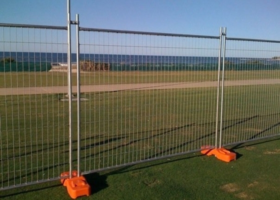 200g/M2 Zinc Coated W2.4m Temporary Steel Fencing For Construction Site Security